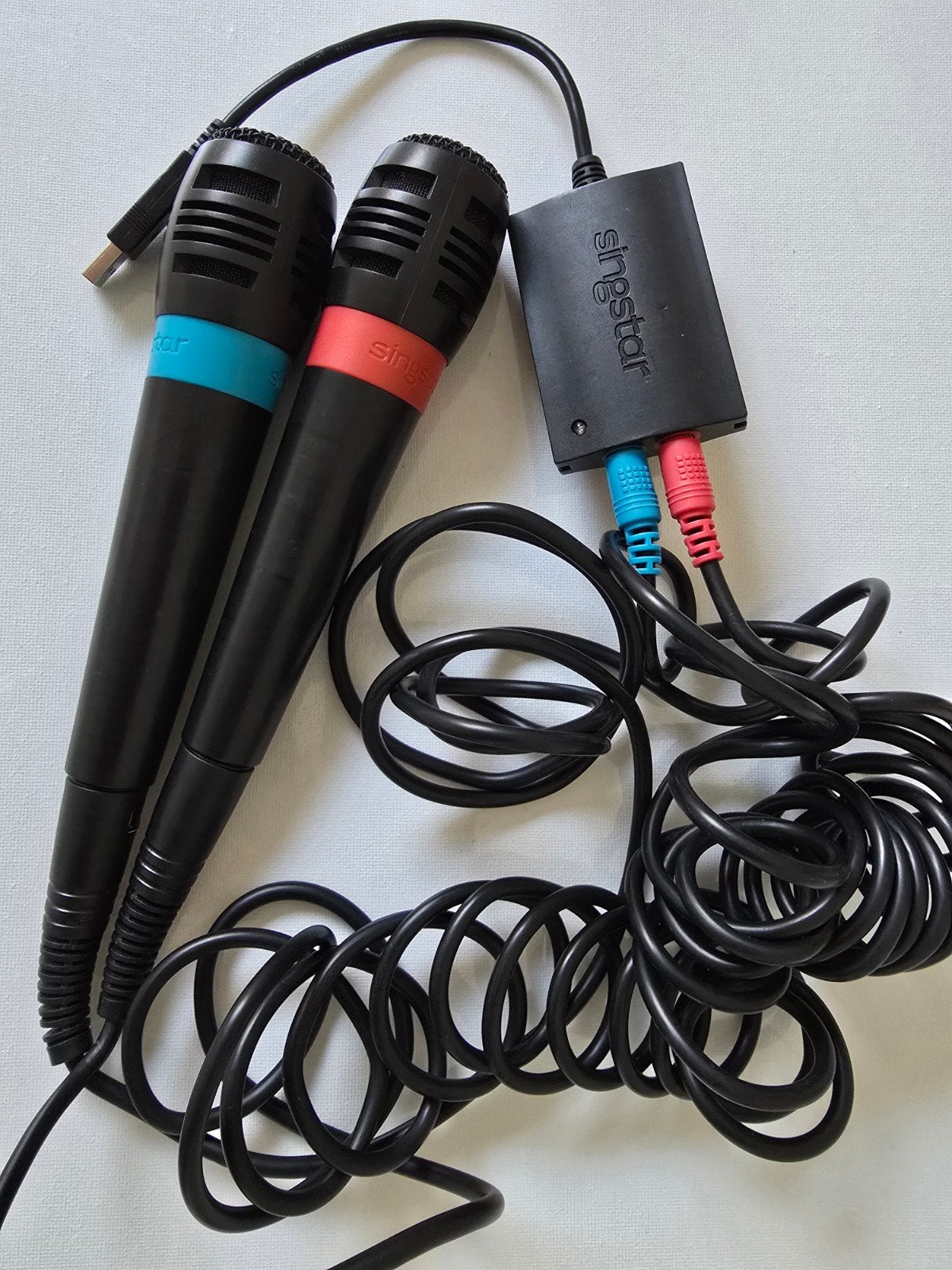 2 Microfoons van singstar, Muziek en Instrumenten, Ophalen of Verzenden, Zo goed als nieuw, Studiomicrofoon
