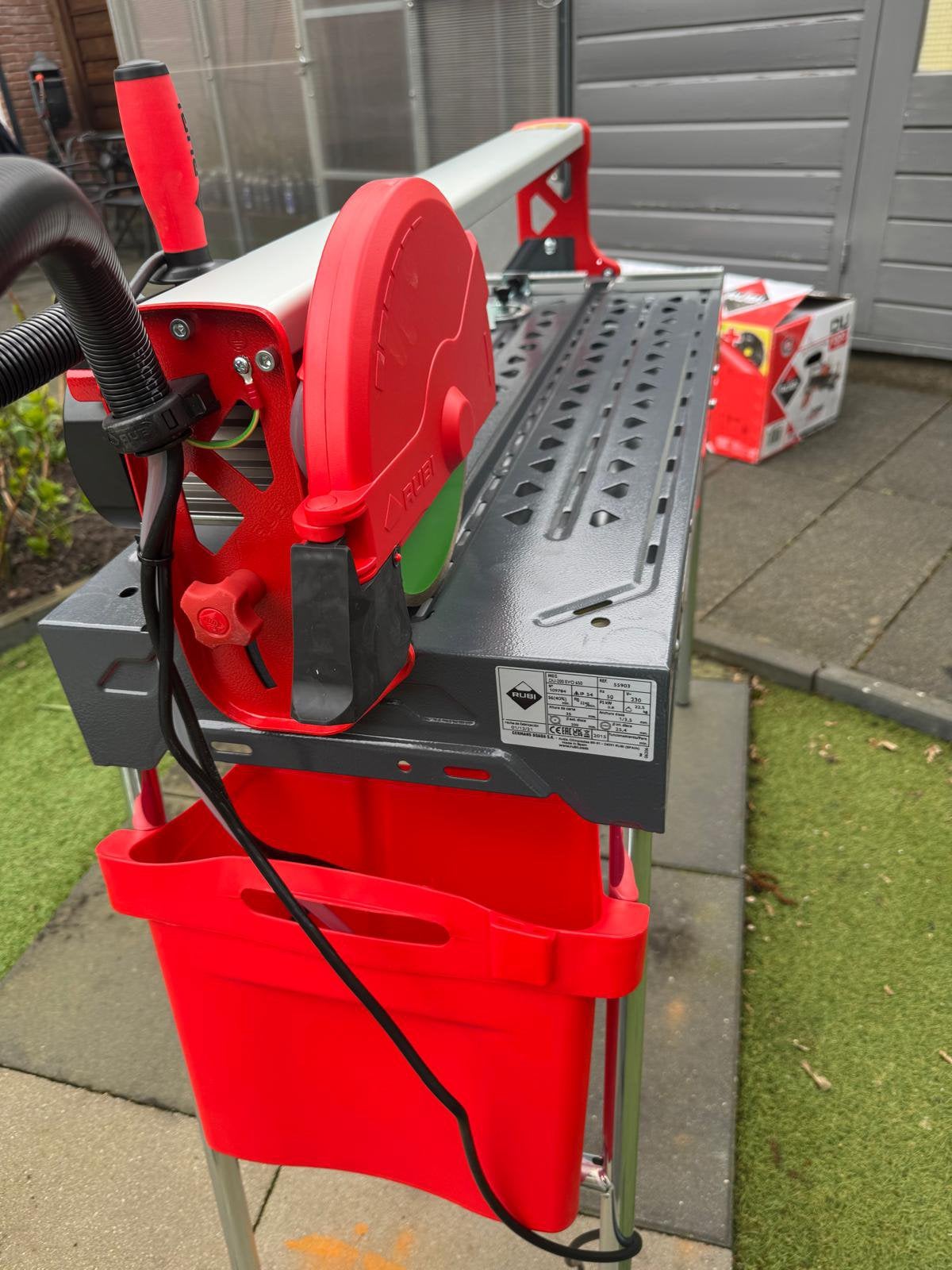 Rubi EVO200 tegelsnikmachine 1x gebruikt ZGN, Ophalen, Zo goed als nieuw, 1200 watt of meer, Cirkelzaag