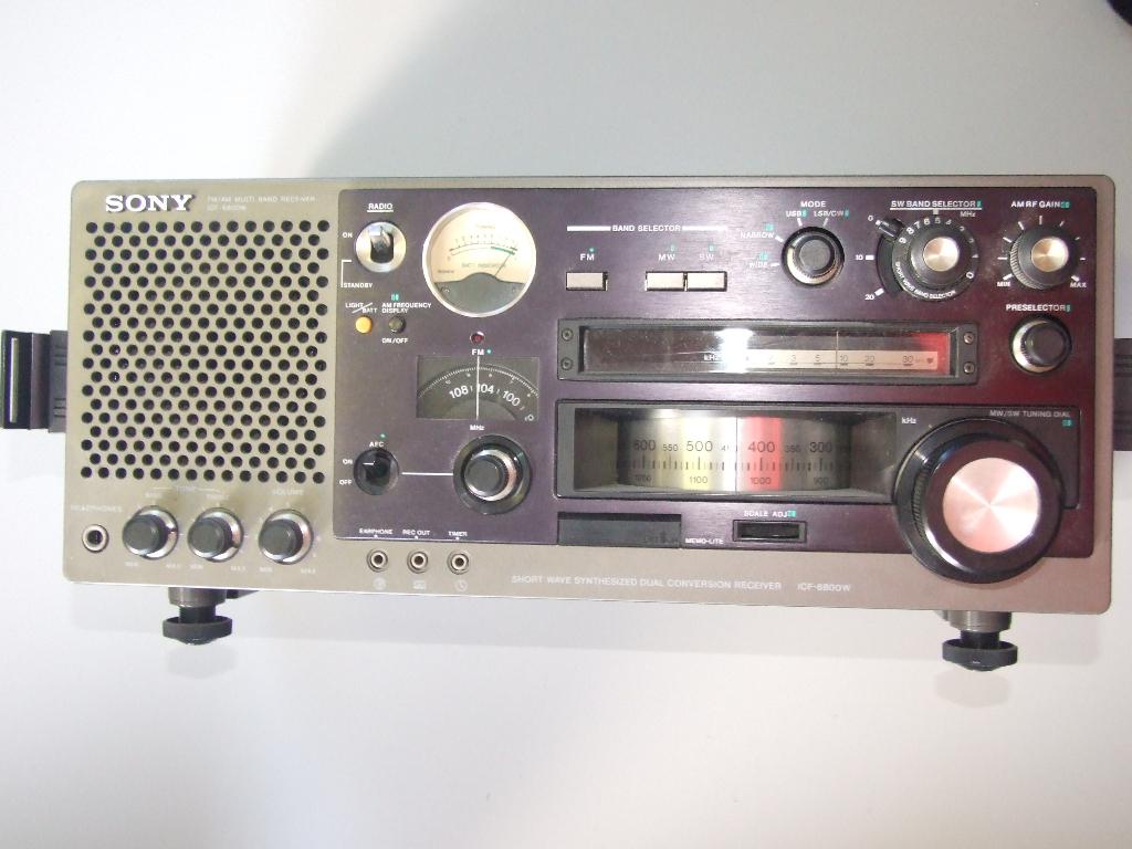 wereldontvanger Sony ICF6800W wereldontvanger, Audio, Tv en Foto, Radio's, Ophalen of Verzenden, Gebruikt, Wereldontvanger