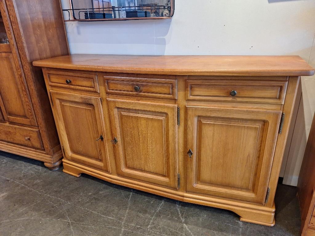 Blank eiken dressoirkast met veel opbergruimte, Huis en Inrichting, Kasten | Dressoirs, Gebruikt, 150 tot 200 cm, 25 tot 50 cm