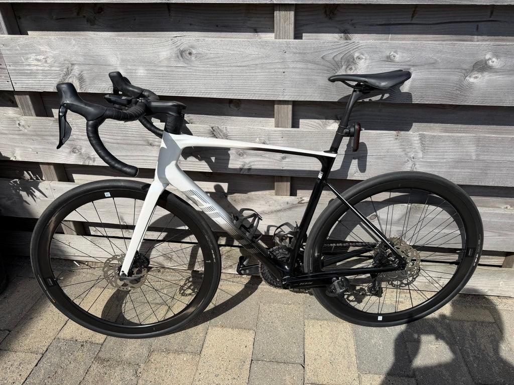 Giant Defy Advanced Pro 1 2024 M/L, Ophalen, 28 inch, Carbon, Heren