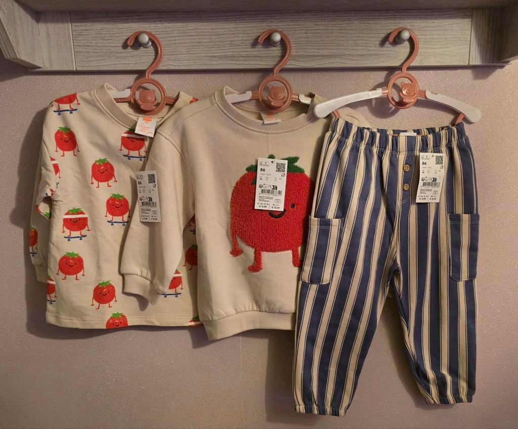 Hema jongens Set met tomatenprint maat 86 nieuw, Kinderen en Baby's, Babykleding | Maat 86, Ophalen of Verzenden, Nieuw, Hema