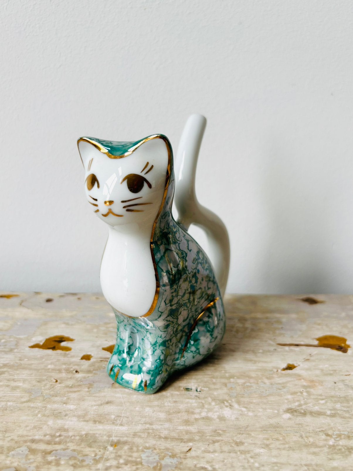 Karlovy Vary kattenfiguur/kannetje, groen goud, Tschechie 90, Ophalen of Verzenden