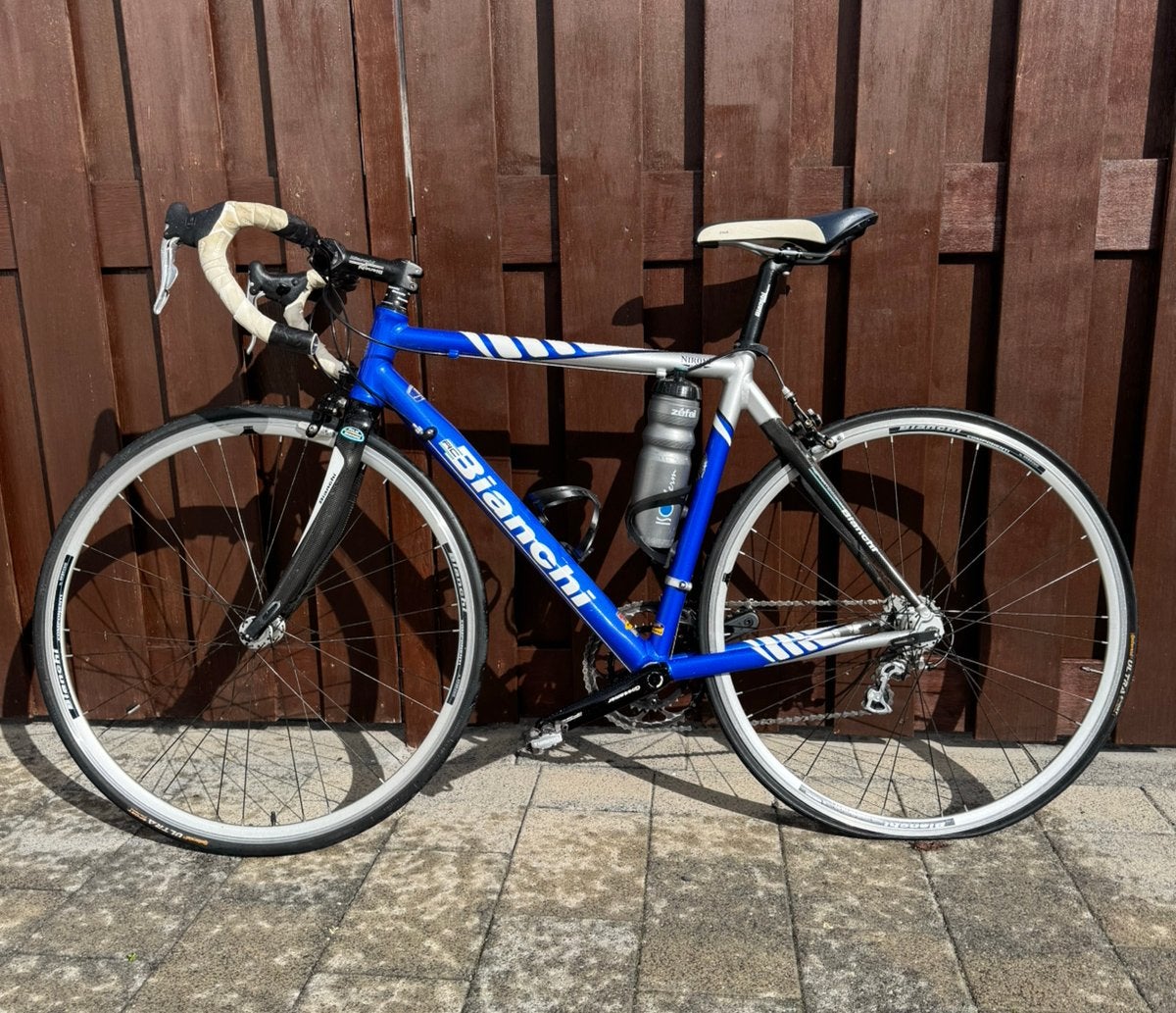 Bianchi Via Nirone 7 racefiets – blauw/zilver, Fietsen en Brommers, Aluminium, Zo goed als nieuw, Meer dan 20 versnellingen, Ophalen