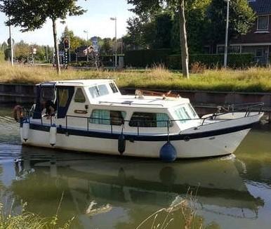 Kajuitboot (8,5 meter, 4 cylinder, 44pk), Diesel, 44 pk, 8 m, Ophalen