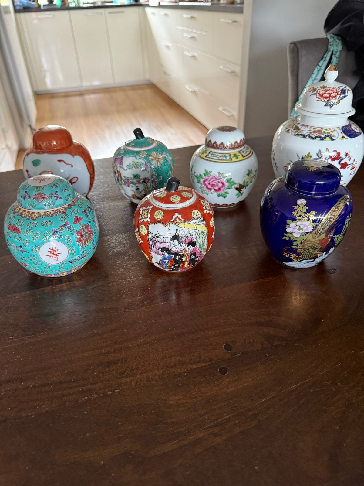 Collectie van 20 Chinese gemberpotten en snuifflesjes, Antiek en Kunst, Antiek | Keramiek en Aardewerk, Ophalen