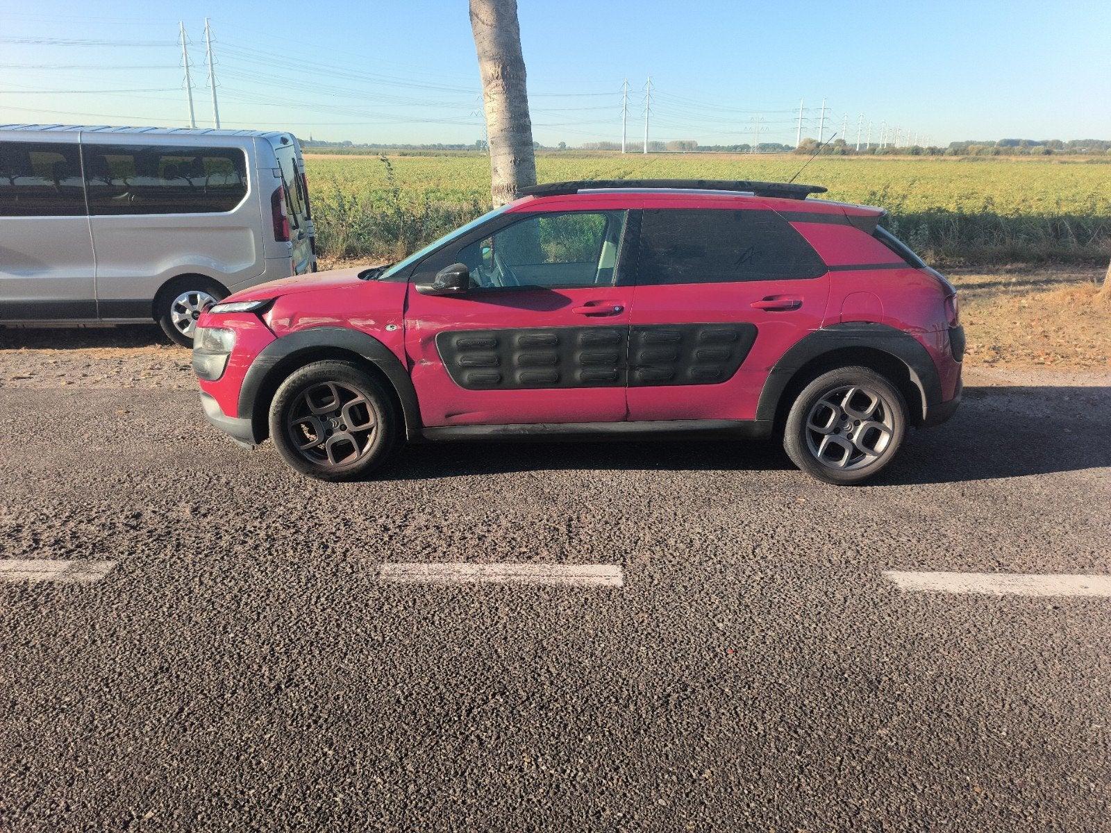 Citroën C4 Cactus 1.2 E-thp 110 2017 Rood, Auto's, Voorwielaandrijving, 40 €/maand, 1199 cc, 995 kg