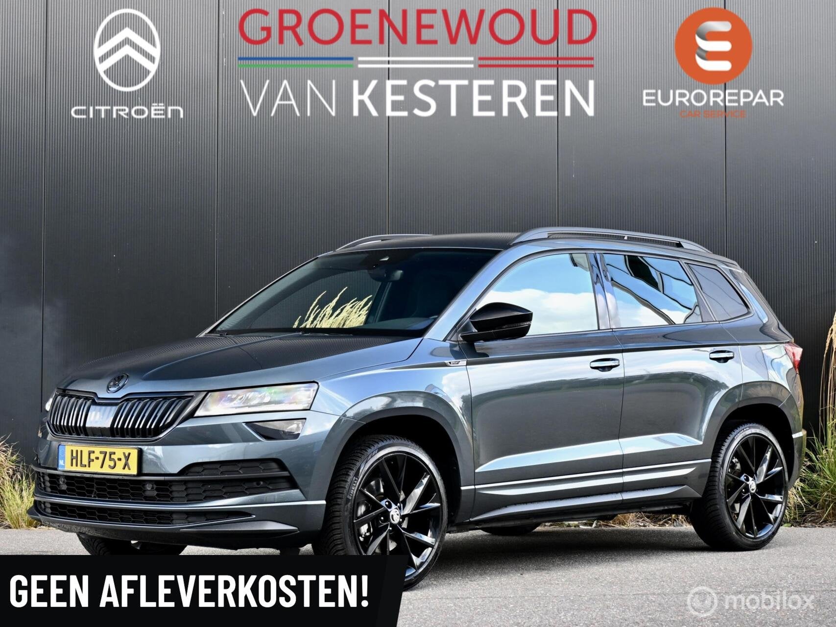 Skoda Karoq 1.5 TSI ACT Sportline I Trekhaak I Navi I Camera, Auto's, 12 maanden, 4 cilinders, Karoq, Bedrijf