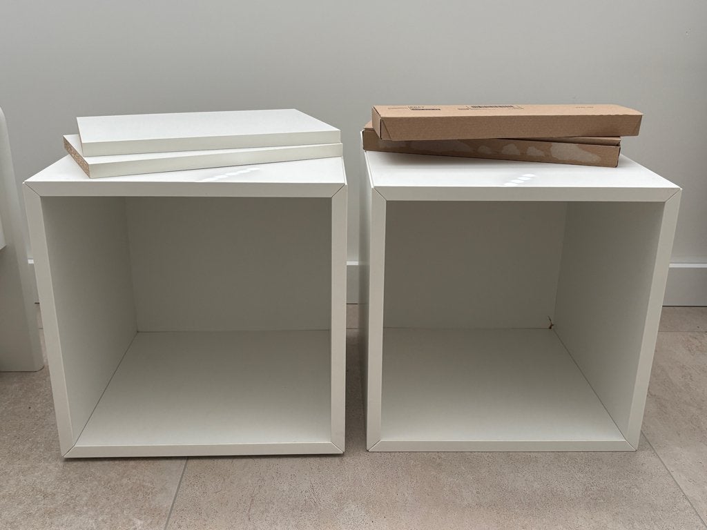 IKEA - EKET kast wit (2 stuks) + 2 wandrail 35 cm (2 stuks), Ophalen, Nieuw, 50 tot 100 cm, Minder dan 100 cm
