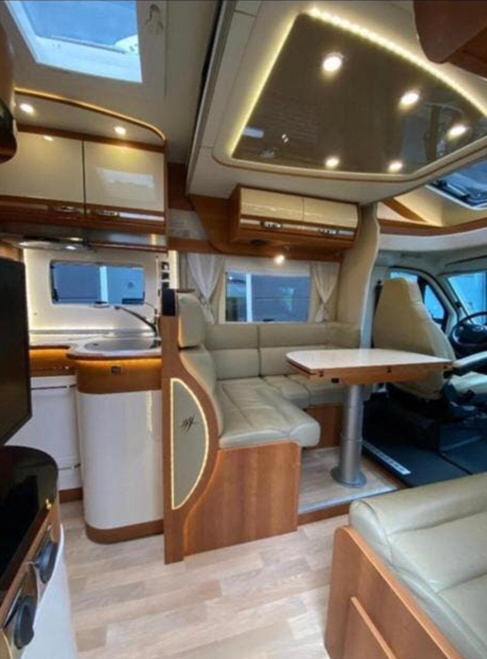 Caravans And Camping Lage
