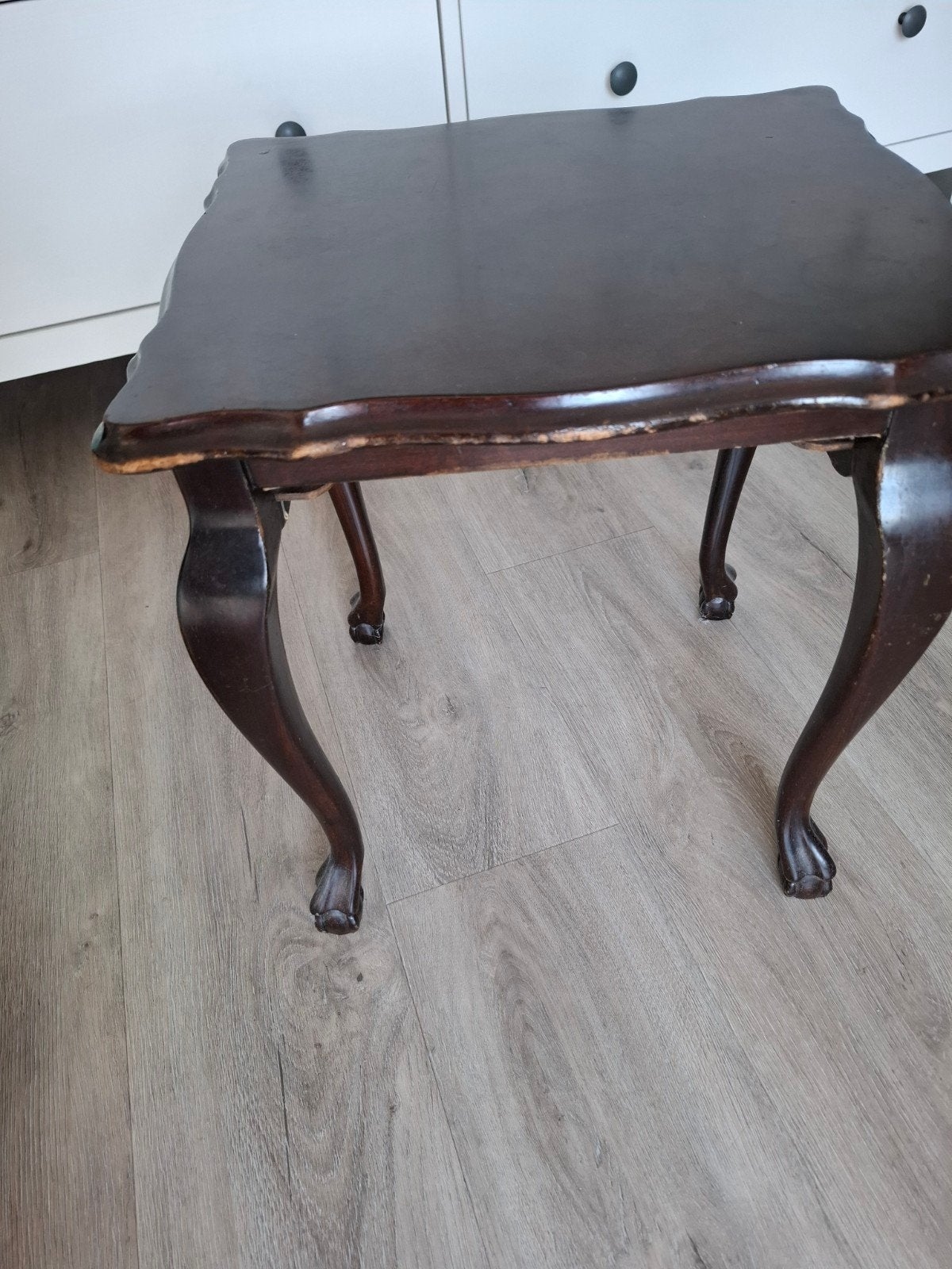 Vintage zwaar QUEEN ANN stijl bijzet tafeltje hout 37x32x41, Antiek en Kunst, Antiek | Meubels | Tafels, Ophalen