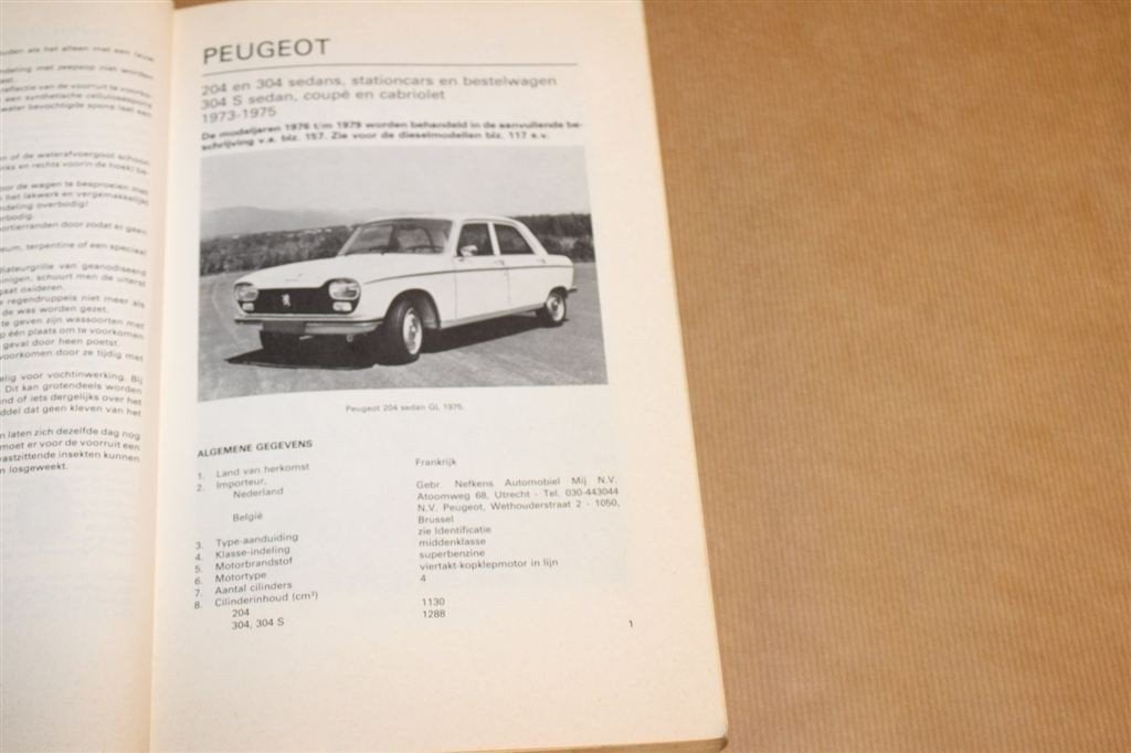 Vraagbaak Peugeot 204 en 304 — Onderhoud & Reparatie 1973-79, Auto diversen, Handleidingen en Instructieboekjes, Ophalen of Verzenden