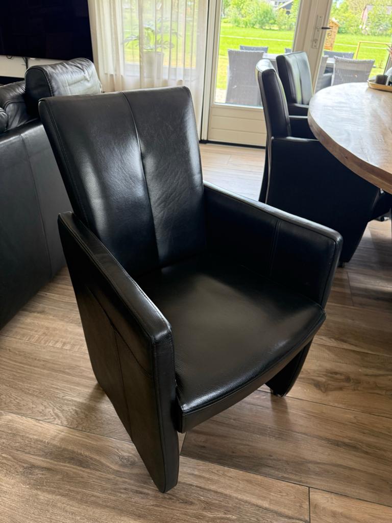 Zwarte leren eetkamerstoelen met wieltjes (6 stuks), Huis en Inrichting, Gebruikt, Zwart, Leer, Ophalen of Verzenden