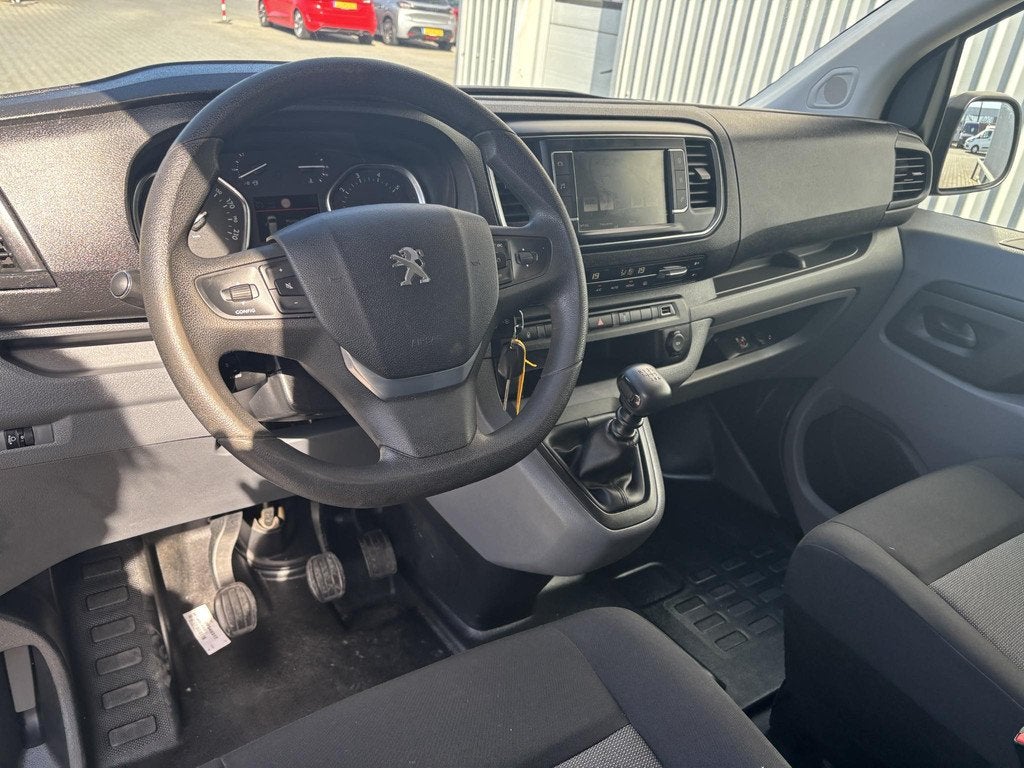 Peugeot Expert 226C 1.6 BlueHDI*ECC*CRUISE*NAVI*HAAK*CAM*CAR, Voorwielaandrijving, Stof, Euro 6, 4 cilinders