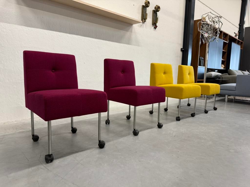 4 Nieuw Gelderland 7714 Knopenstoel Design stoelen Geel Wiel, Huis en Inrichting, Stoelen, Nieuw, Vier, Ophalen of Verzenden