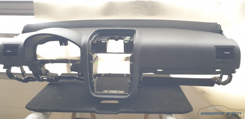 Dashboard + Airbag Golf V Volkswagen ventilatieroosters orig, Gebruikt, Volkswagen, Volkswagen AG, Berliner Ring 2
38440  Wolfsburg, DE
