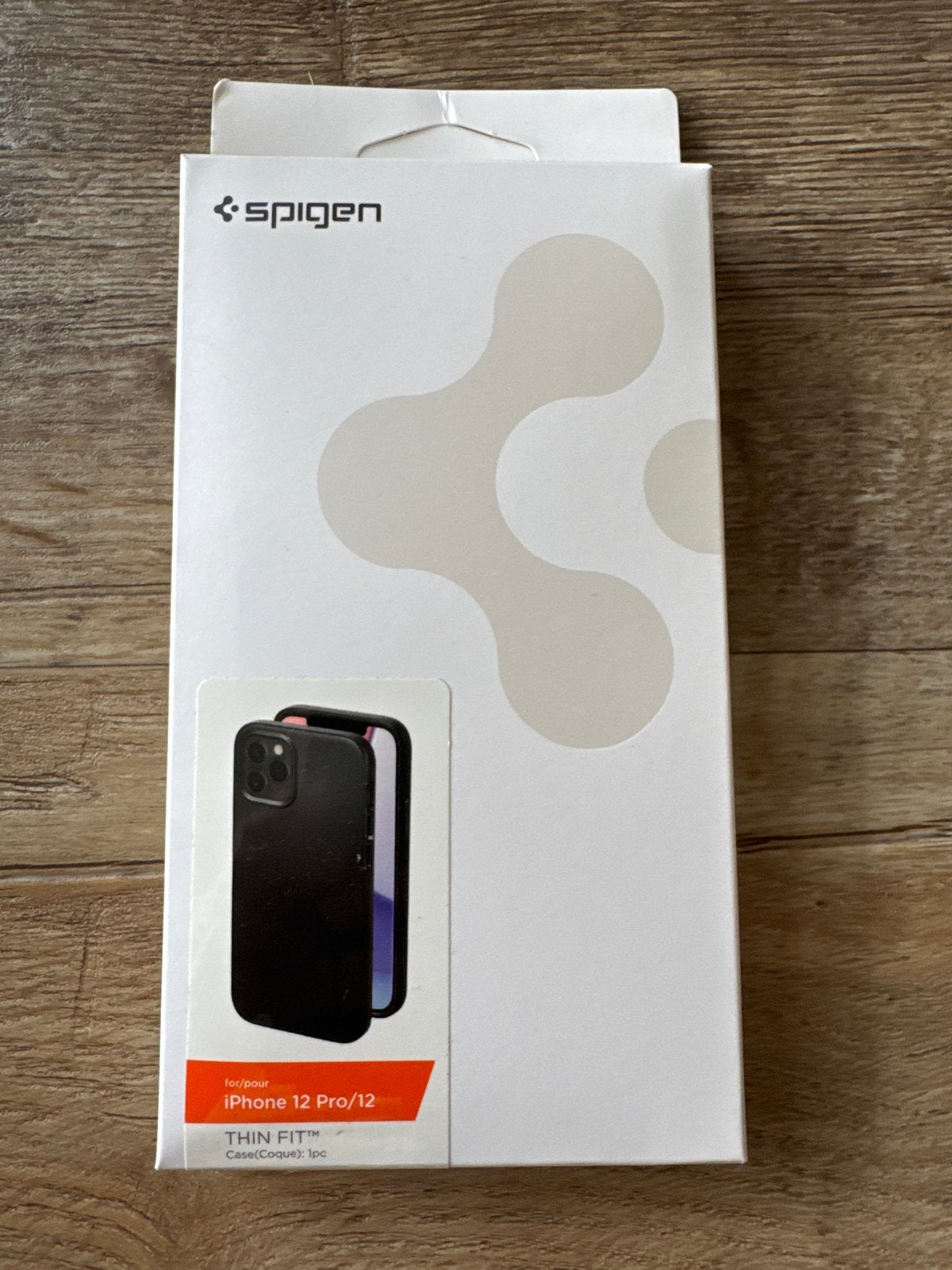 Spigen Thin Fit Hoesje Zwart voor iPhone 12 Pro/12, Telecommunicatie, Mobiele telefoons | Hoesjes en Frontjes | Apple iPhone, Zo goed als nieuw