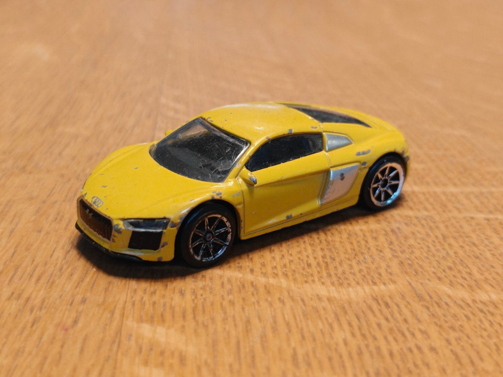 Majorette Audi R8 GEEL, Ophalen of Verzenden, Zo goed als nieuw, Auto