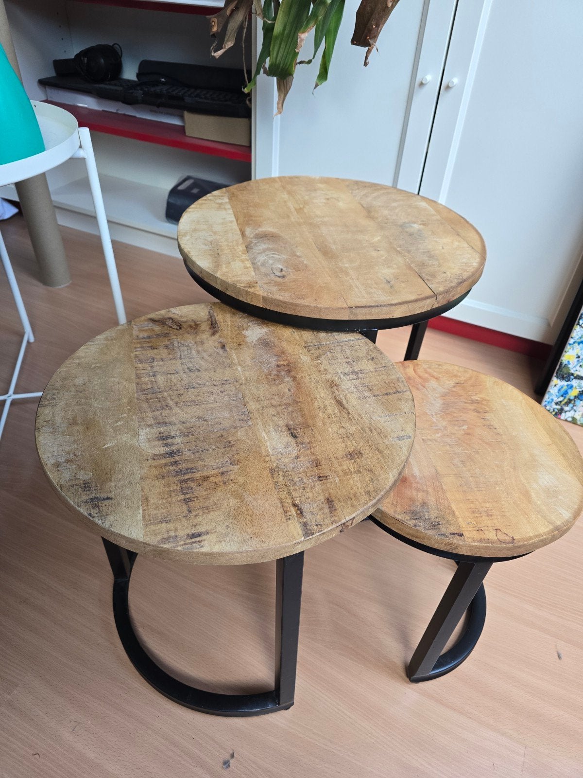Set van 3 mango houten salontafels/bijzettafels, Huis en Inrichting, Minder dan 50 cm, Gebruikt, Industrieel, Landelijk, Rond