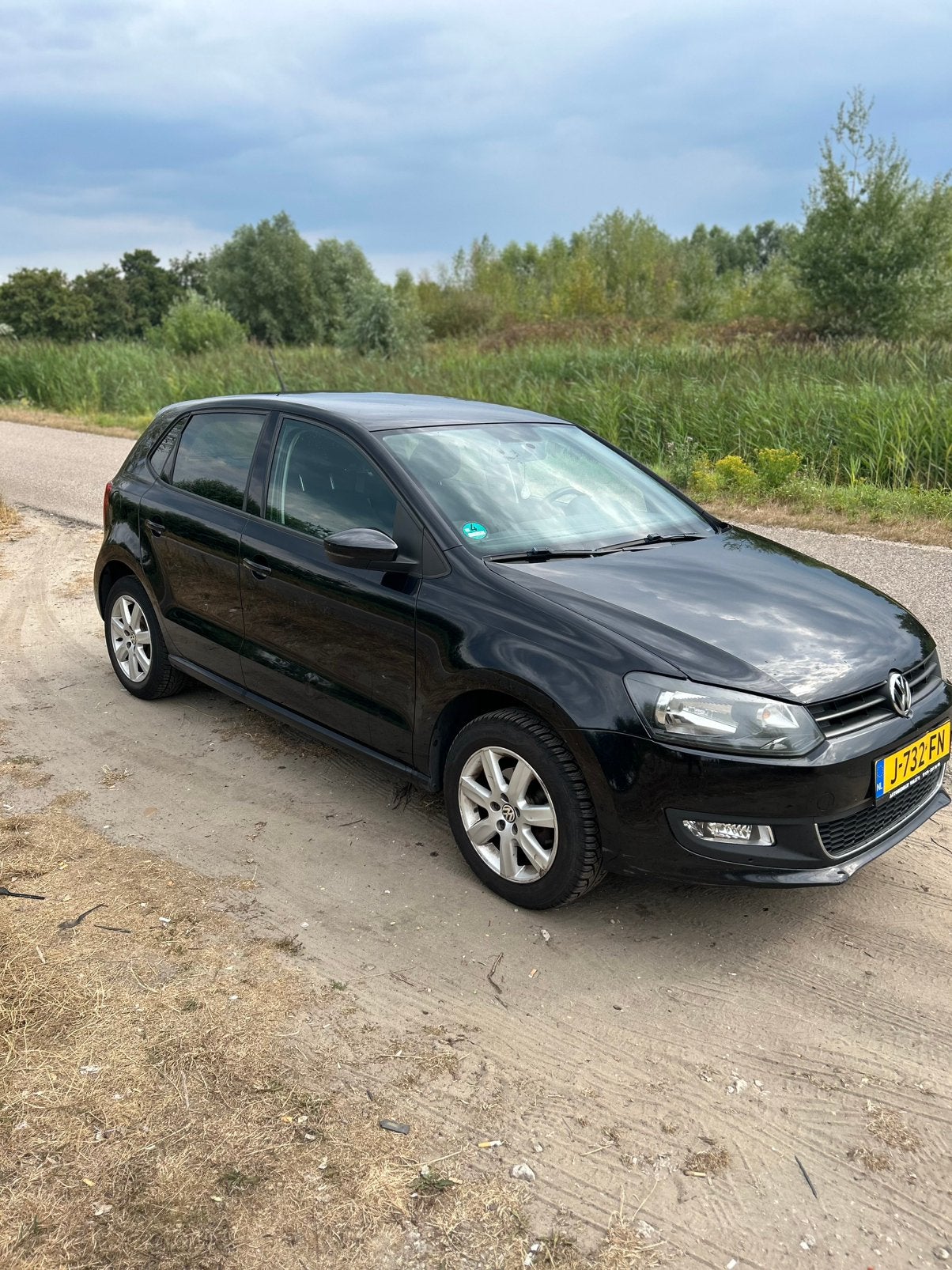 Volkswagen Polo 2010 Zwart 5D 1.2 motor 51KW ( rijdt perfect, 40 €/maand, Beige, 1198 cc, Zwart
