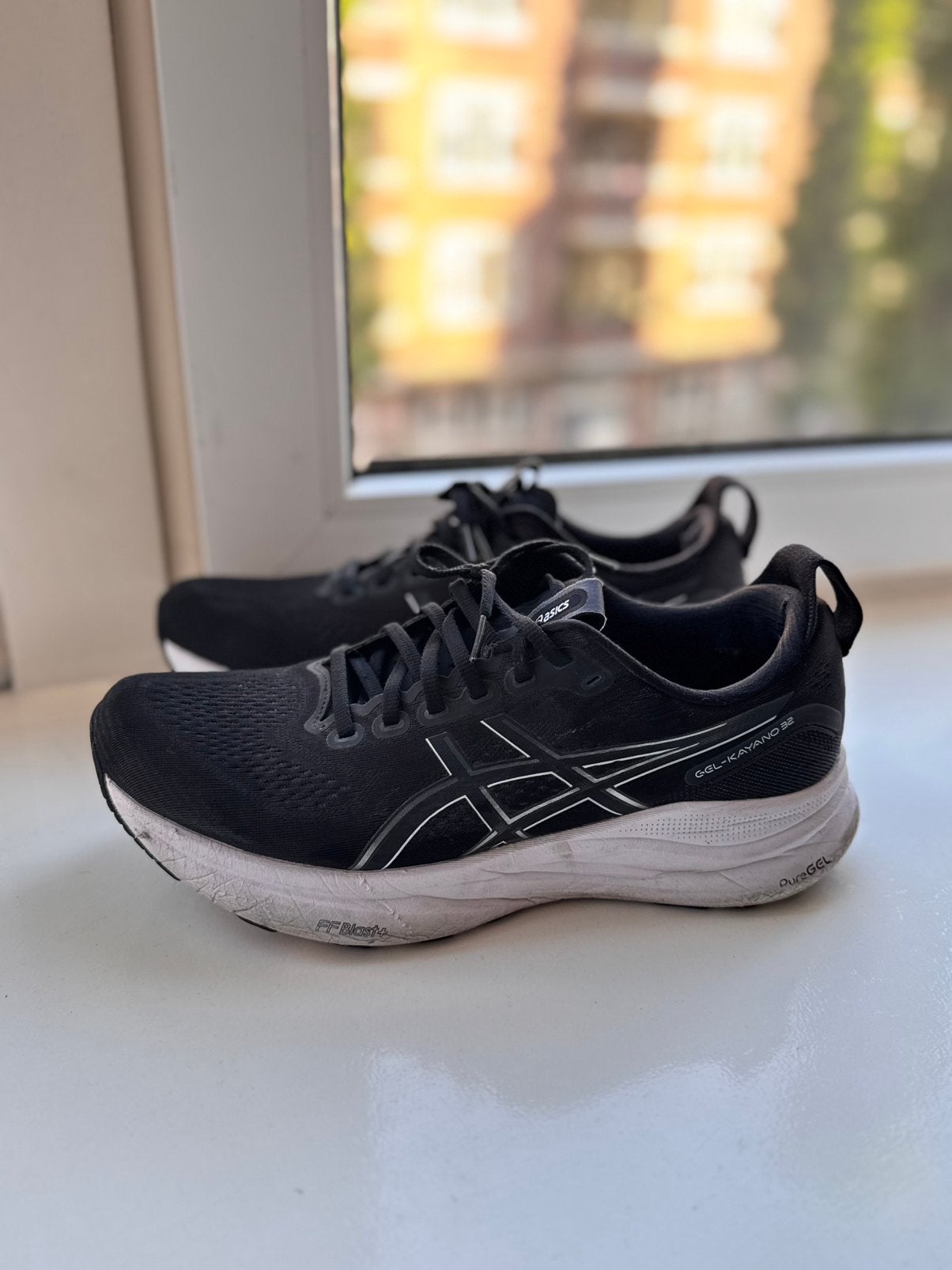 Asics Gel-Kayano 32 hardloopschoenen, Verzenden, Zo goed als nieuw, Zwart, Sportschoenen
