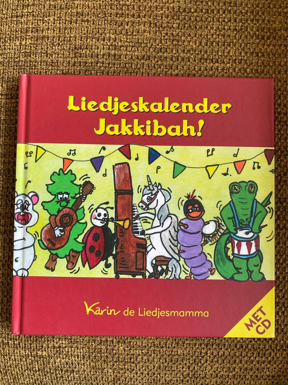 Karin de Liedjesmamma - Liedjeskalender jakkibah, Fictie algemeen, Ophalen of Verzenden, Zo goed als nieuw, Karin de Liedjesmamma