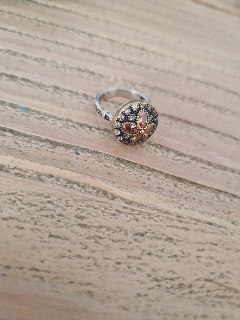 Antieke, zilveren ring met citrien. Maat 17., Ophalen of Verzenden, Zilver, Ring, Met edelsteen