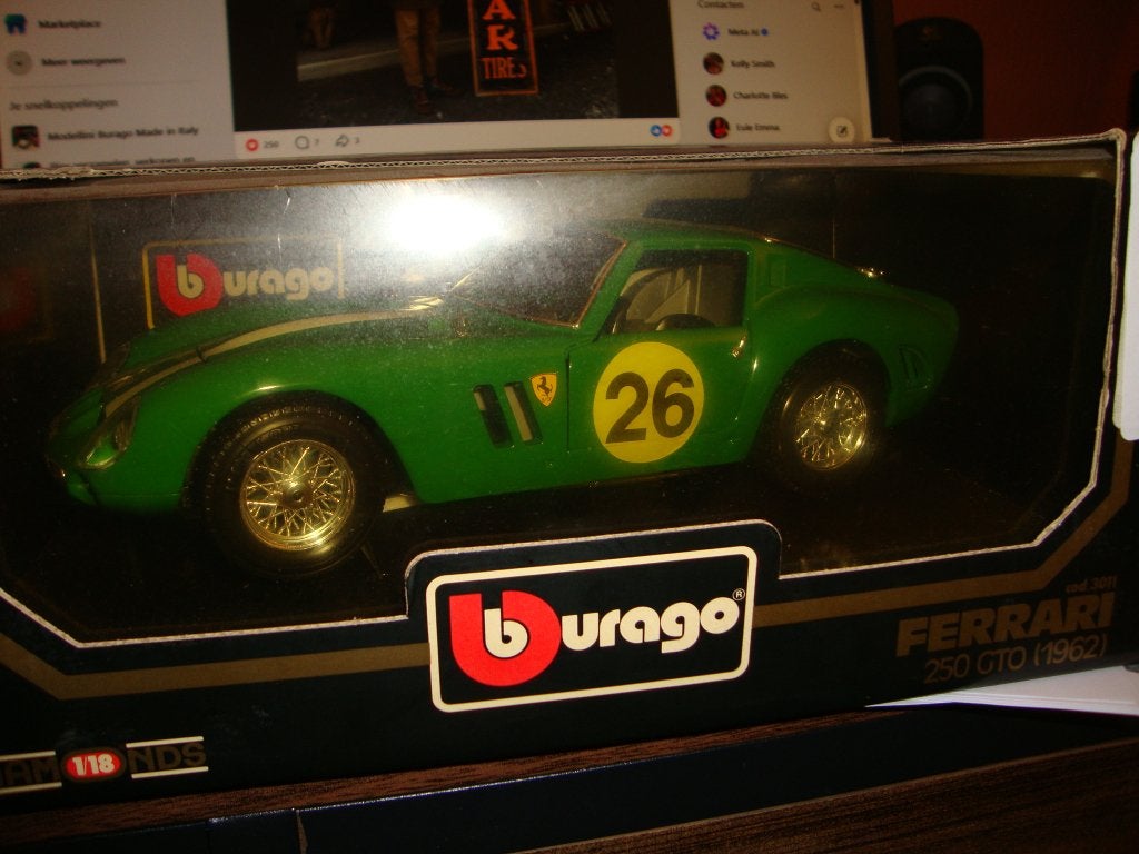 Bburago 1:18 ferrari 205 GTO 1962, Ophalen of Verzenden, Zo goed als nieuw, Auto, Bburago