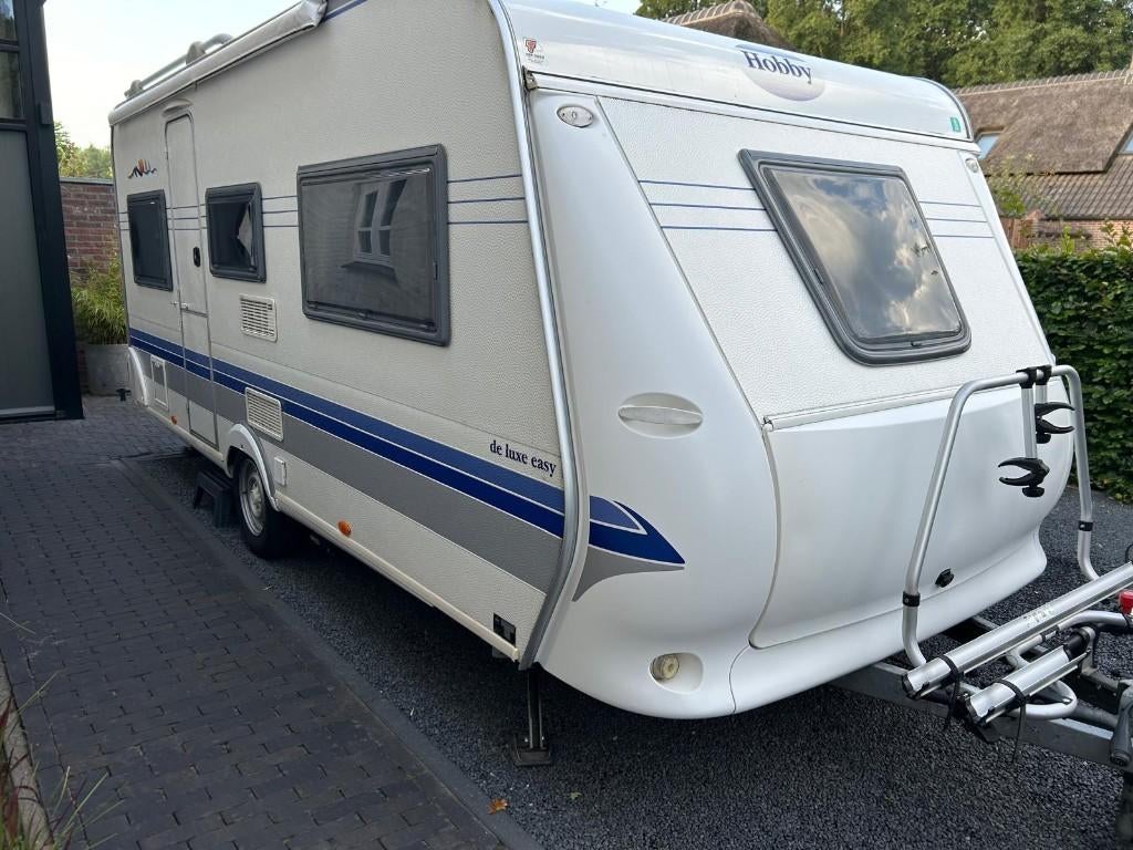 Caravan met stapelbed, Caravans en Kamperen, Caravans, Koelkast, Rondzit, Hobby, Lengtebed