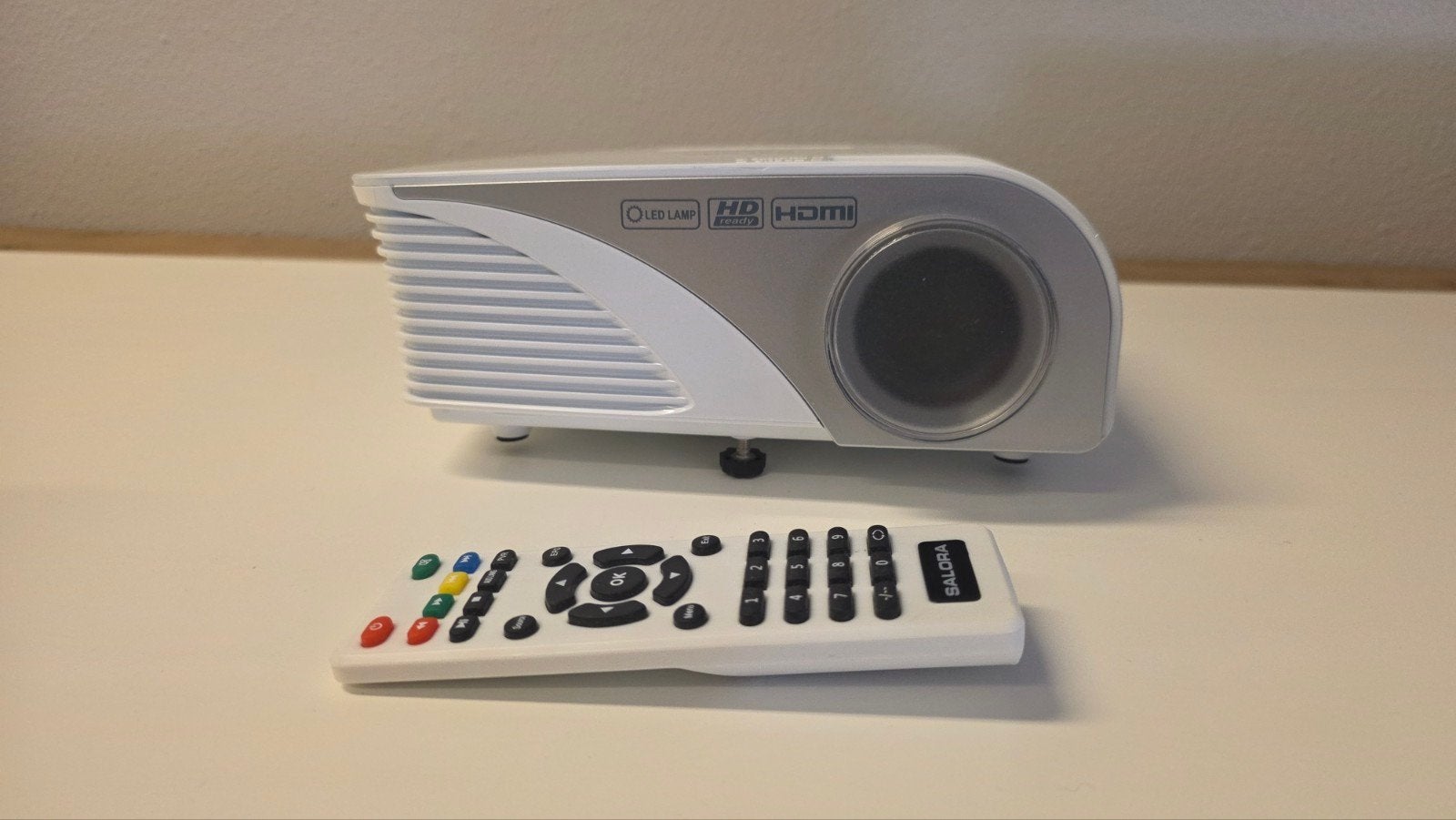 Salora 40BHD1200 HD LED Beamer Mini Projector, Audio, Tv en Foto, Beamers, Ophalen, HD (720), LED, Salora