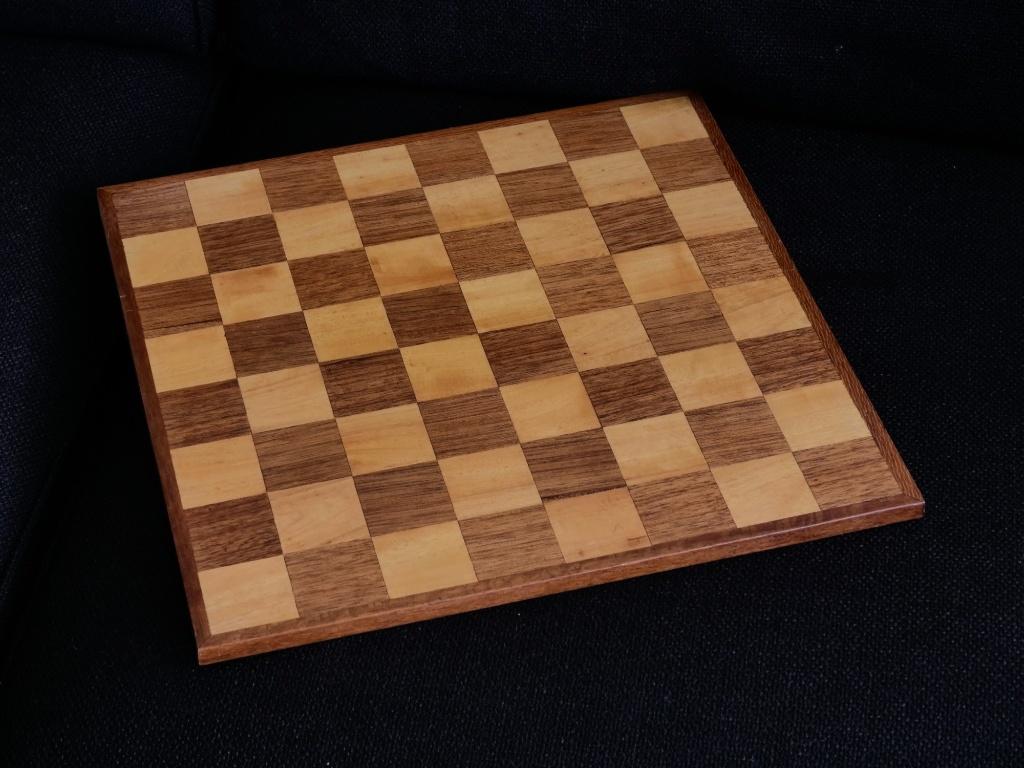 Fraai ingelegd luxe schaakbord / dambord, velden 5x5 en 4x4, Ophalen of Verzenden, Minder dan 500 stukjes, Gebruikt, Schaken