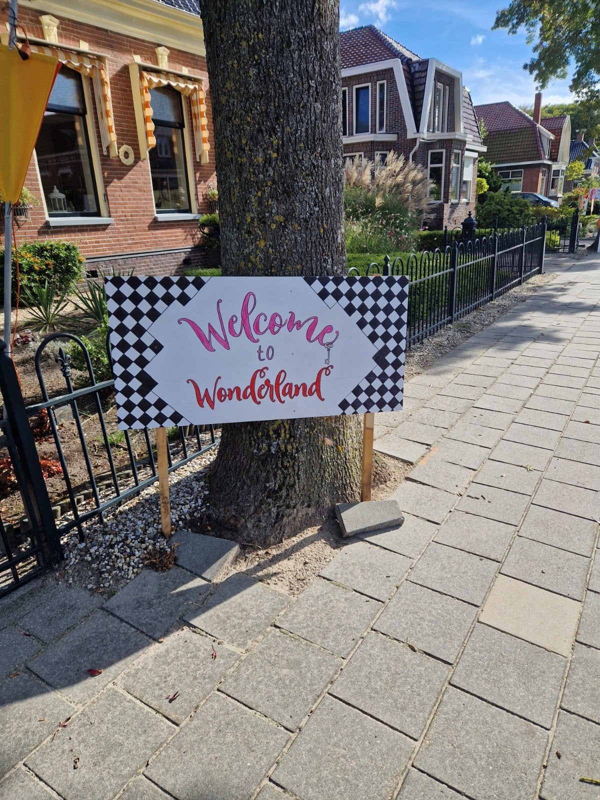 Alice in Wonderland  straatversiering, Ophalen, Fantasie, Gebruikt, Handgemaakt