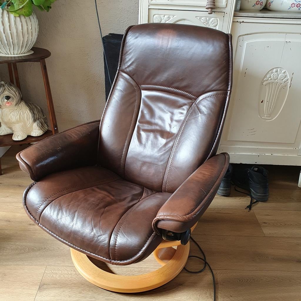 Gratis stoel, Huis en Inrichting, Ophalen, Gebruikt, 50 tot 75 cm, Leer