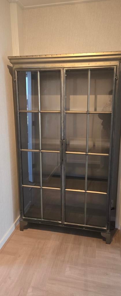 Ptmd vitrine kast, Ophalen, 50 tot 100 cm, Zo goed als nieuw, Glas