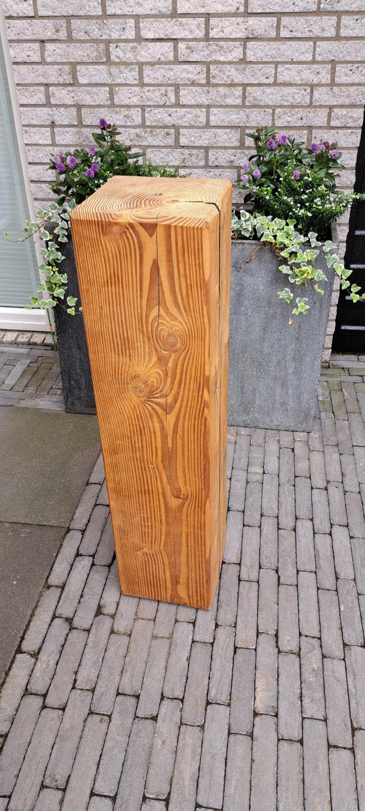 Houten sokkel/plantenzuil van massief hout, Ophalen, Gebruikt