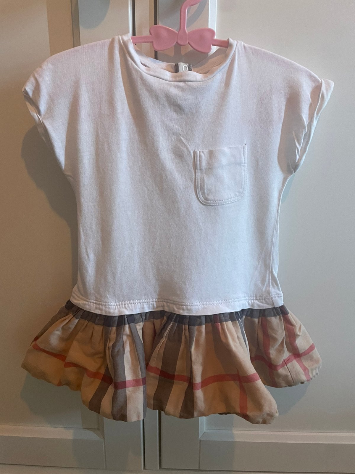 Burberry jurkje wit met geruite rok – maat 74 / 9 maanden, Kinderen en Baby's, Ophalen of Verzenden, Gebruikt, Meisje, Jurkje of Rokje