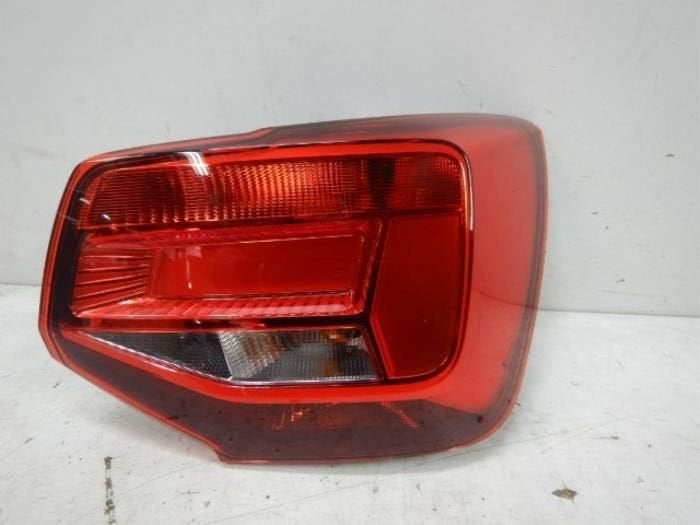 Audi Q2 81A LED Achterlicht Rechts, Auto-onderdelen, Ophalen of Verzenden, Gebruikt