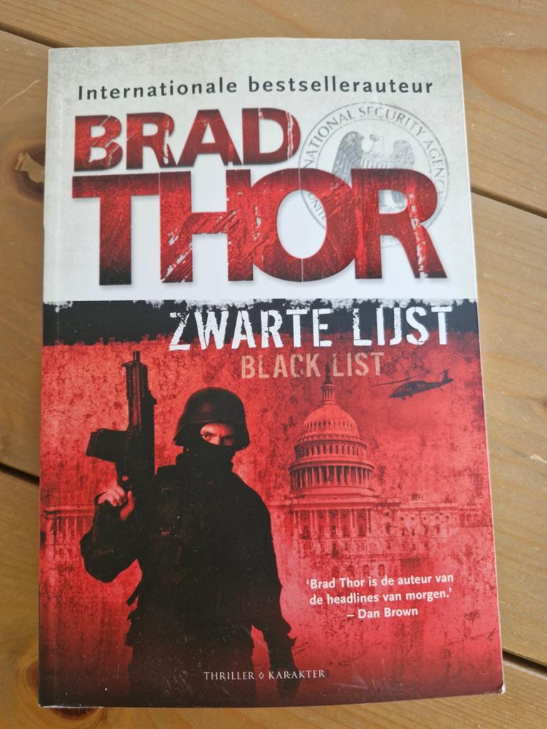 Brad Thor - Zwarte lijst, Ophalen of Verzenden, Zo goed als nieuw, Brad Thor