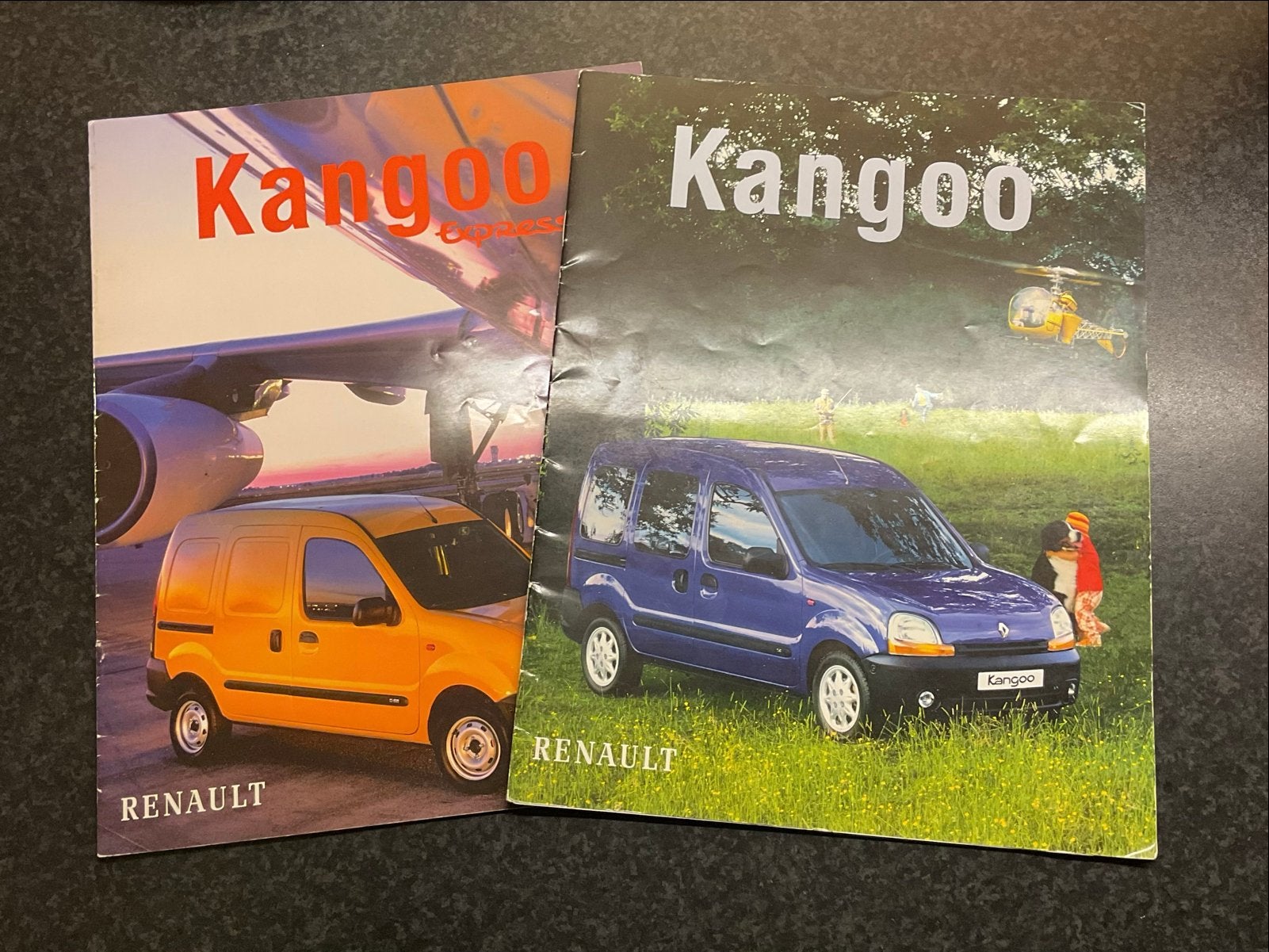 2x Renault Kangoo brochures - 1997 en 1998, Ophalen of Verzenden, Gelezen, Renault