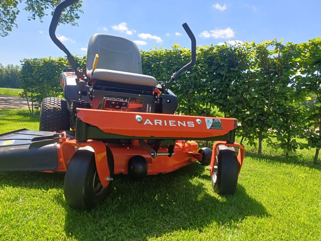 Zero turn ariens zitmaaier, Ophalen of Verzenden, Zo goed als nieuw, 120 cm of meer