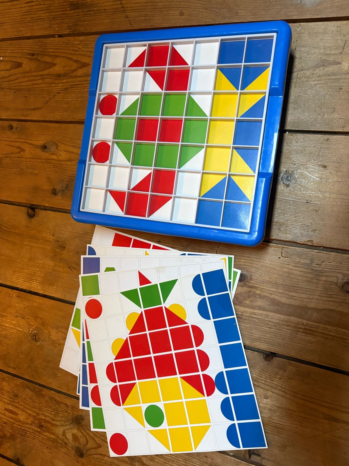 mozaïek blokkenpuzzel met voorbeelden, Kinderen en Baby's, Ophalen of Verzenden, Gebruikt, Abrick