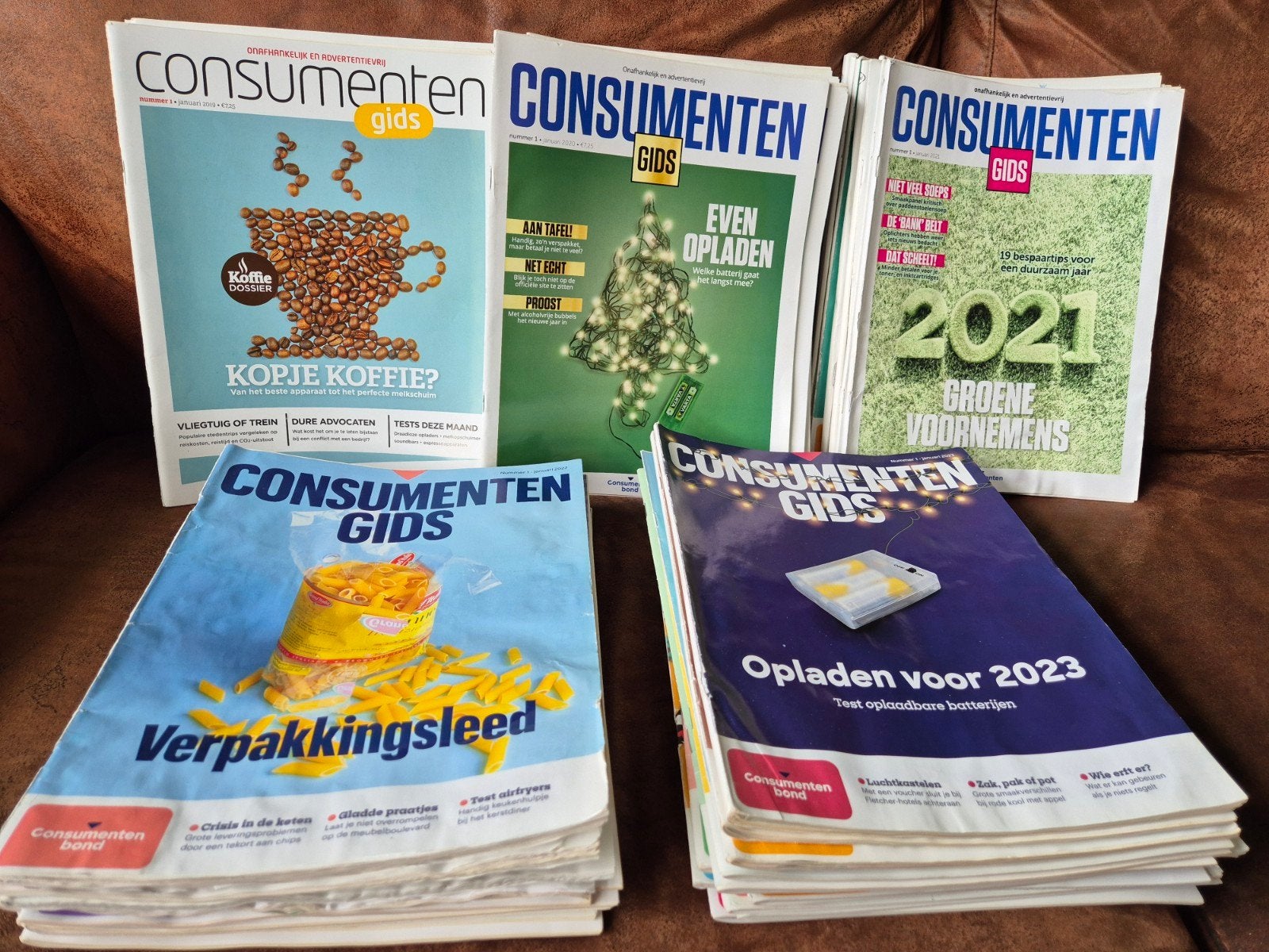 5 jaargangen Consumenten gids, Boeken, Tijdschriften en Kranten, Ophalen, Zo goed als nieuw
