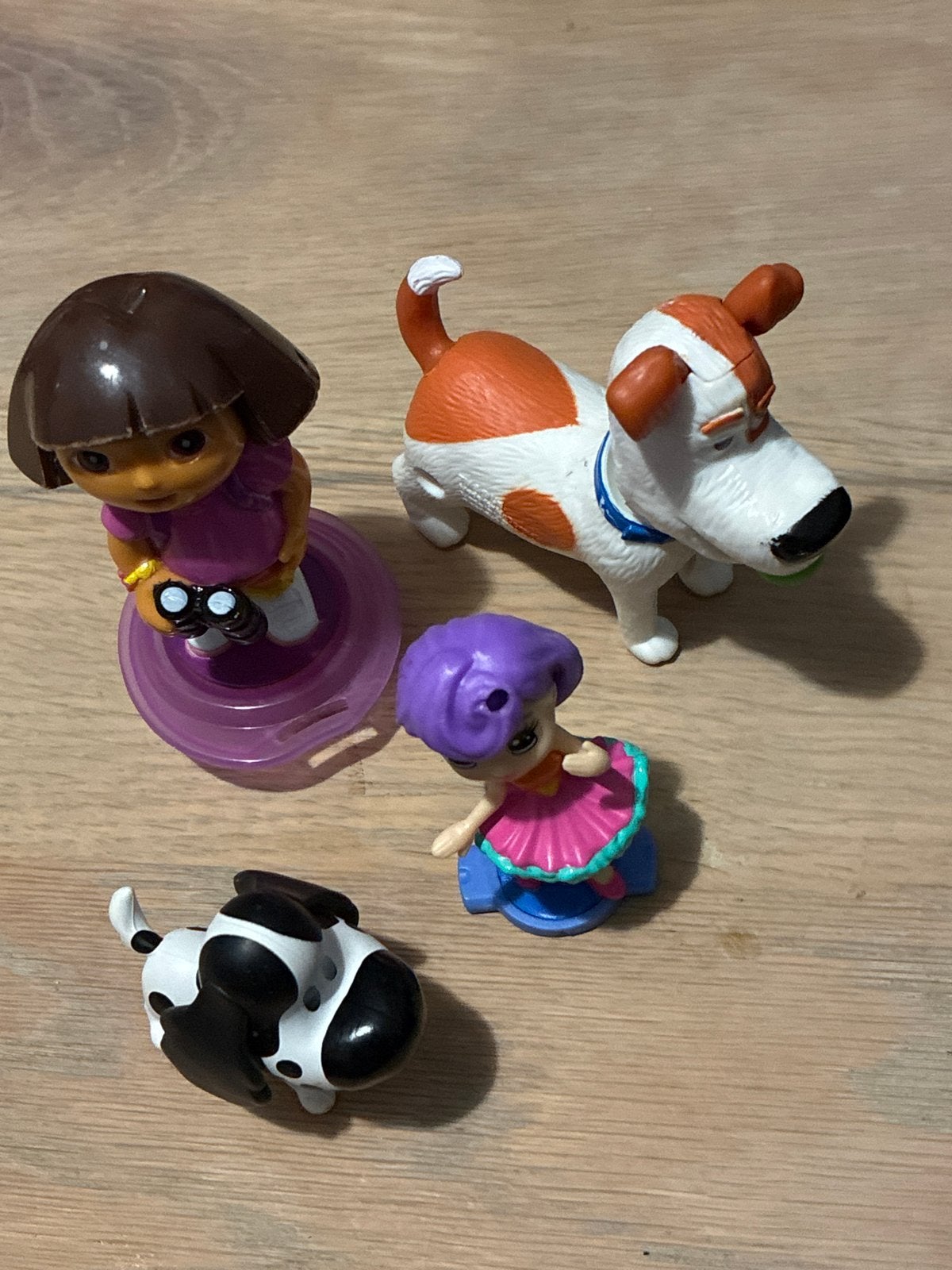 Dora, Secret Life of Pets en andere speelfiguren, Ophalen of Verzenden, Gebruikt, Jongen of Meisje
