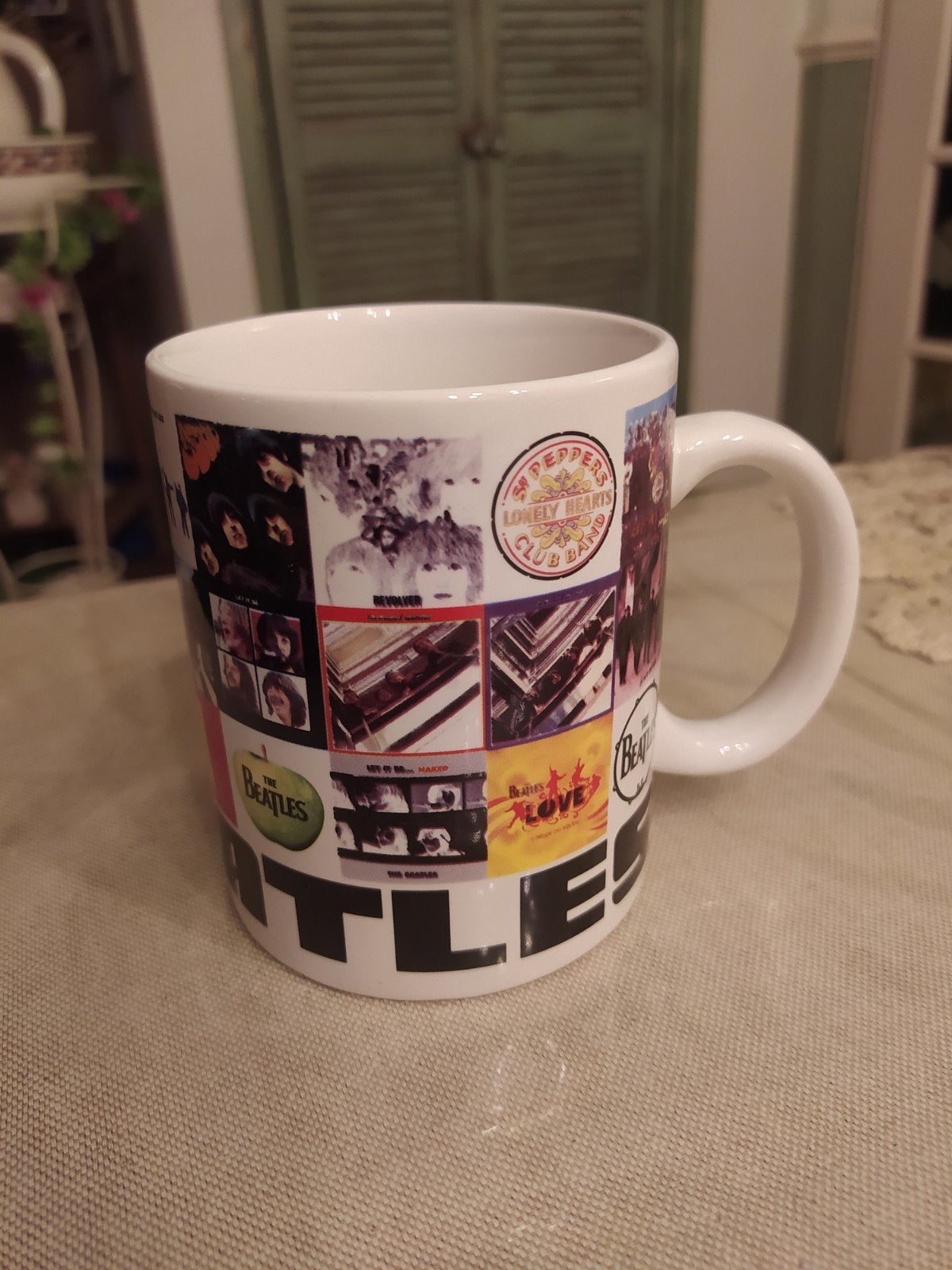 The Beatles Mok Beker chronology  - Nieuwstaat, Vintage, Meerkleurig, Nieuw, Ophalen of Verzenden