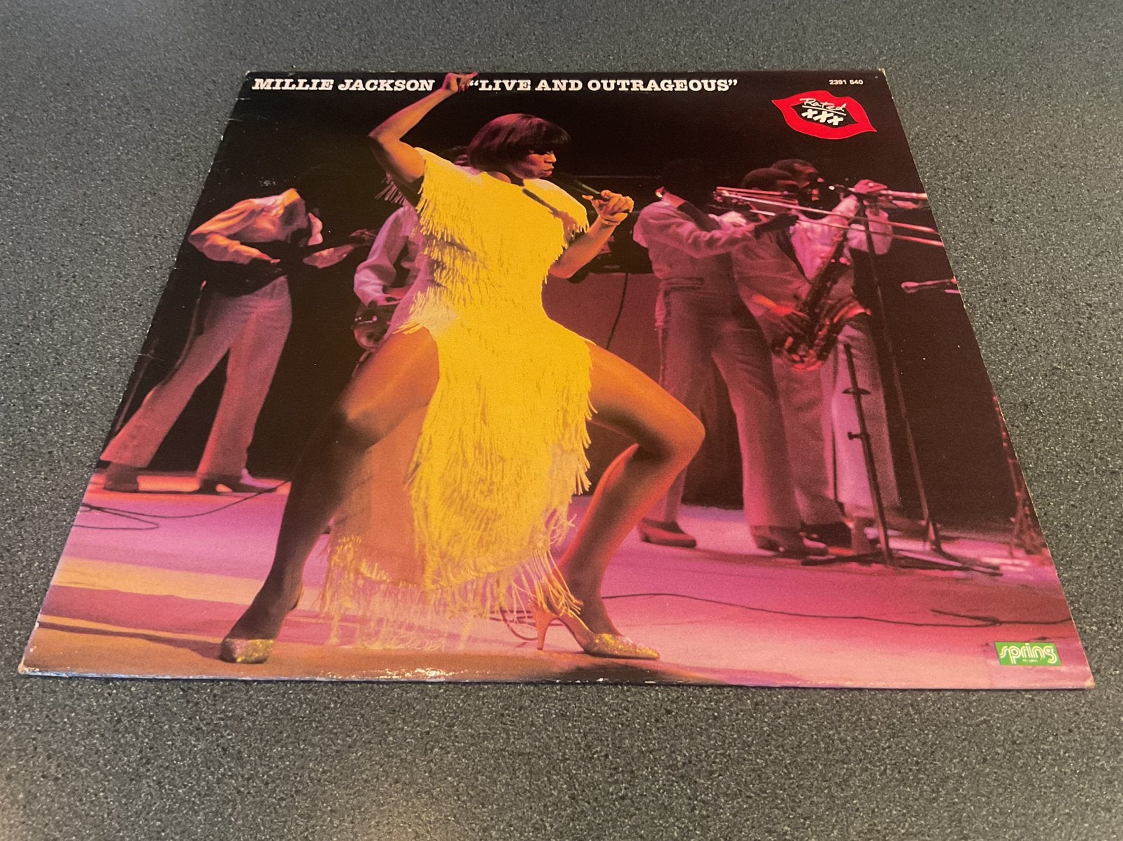 Millie Jackson - Live and Outrageous Vinyl LP, Ophalen of Verzenden, Gebruikt, 12 inch