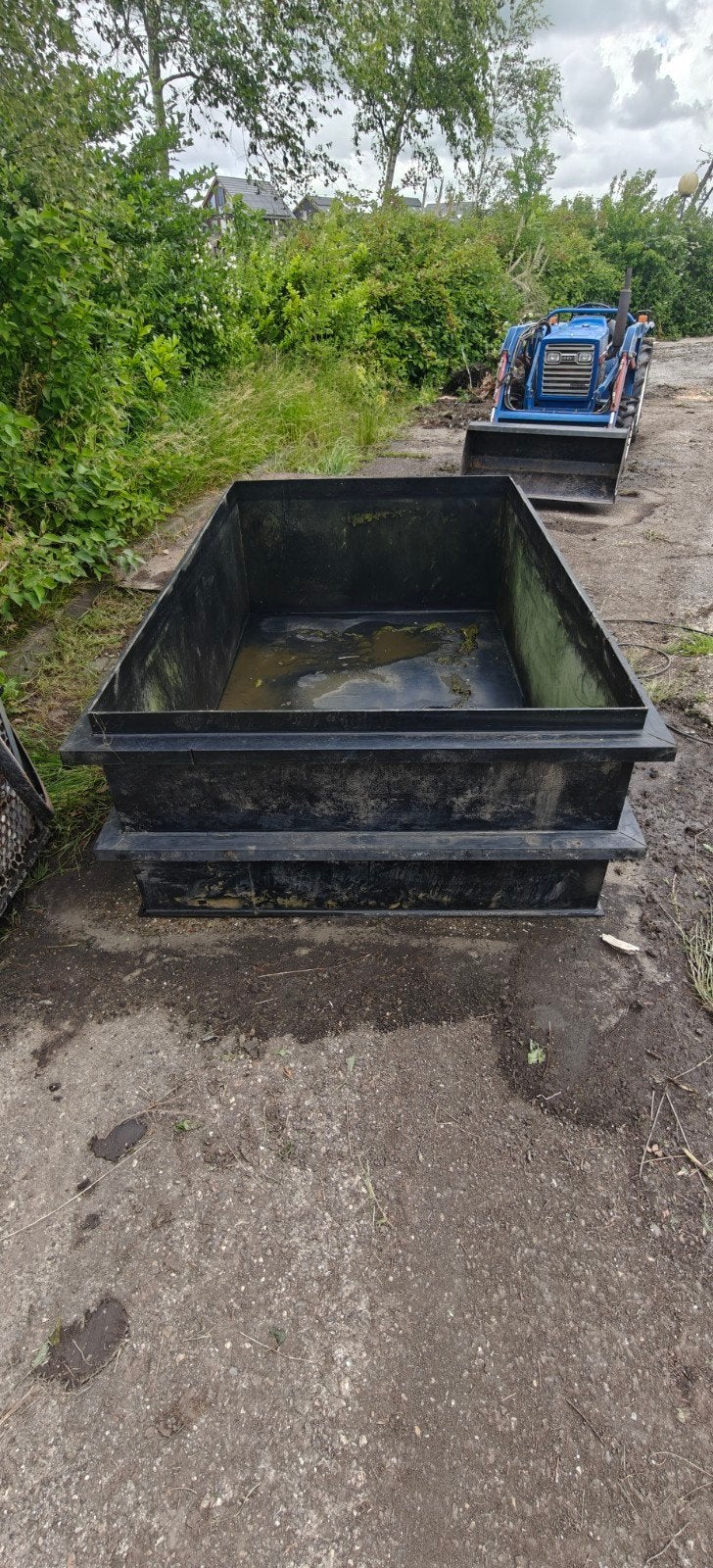 Grote Zwarte Kunststof Bak - Vijver of Opslag, Tuin en Terras, Vijvers, Ophalen of Verzenden, Gebruikt