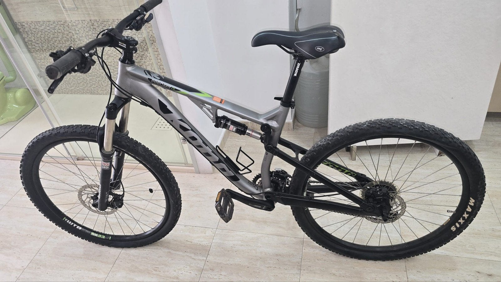 Kona precept dl, Ophalen