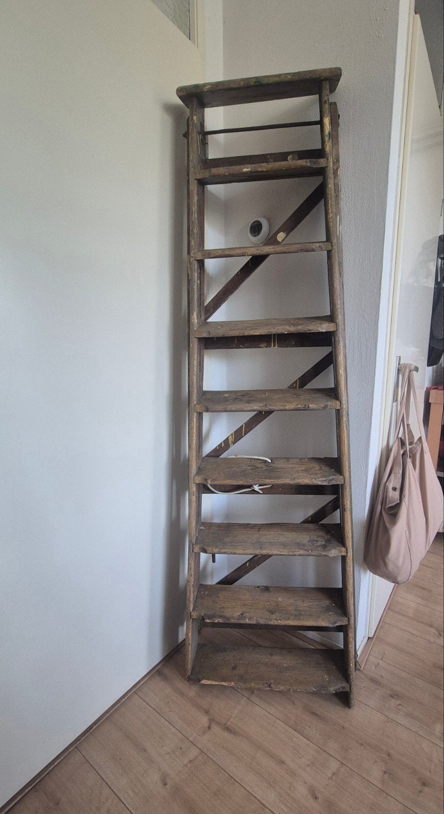 Antiek oude houten trap schildersladder schilderstrap, Ophalen