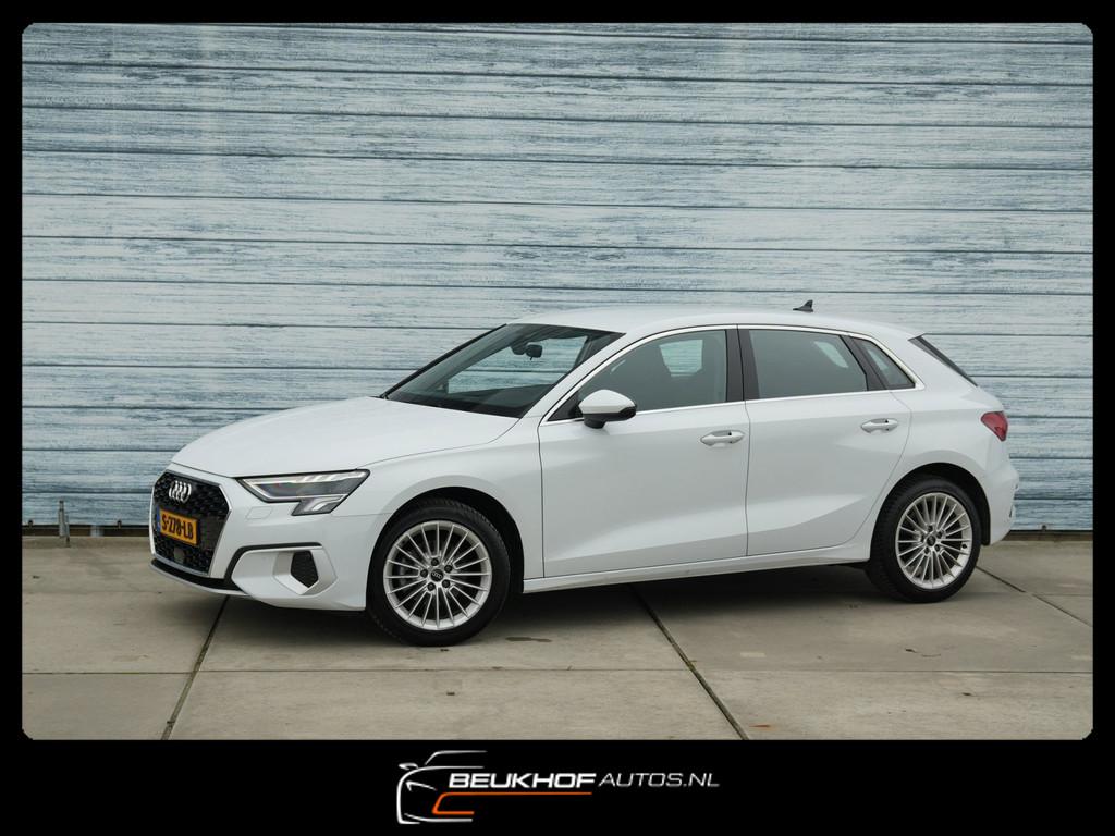 Audi A3 Sportback 30 TFSI Advanced Edition Carplay Nav Cruis, Auto's, Audi, Stof, Gebruikt, Automatische klimaatregeling, Wit