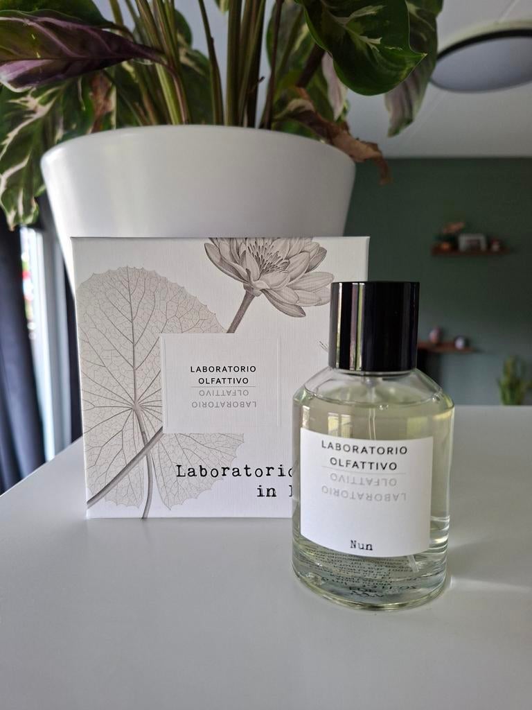 Laboratorio Olfattivo Nun edp 100ml niche, Sieraden, Tassen en Uiterlijk, Uiterlijk | Parfum, Ophalen of Verzenden, Zo goed als nieuw